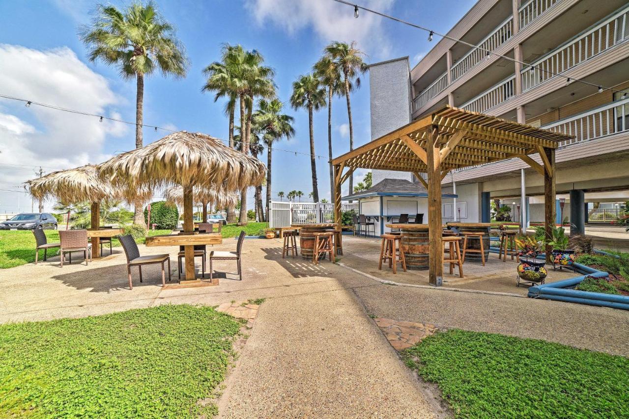 Updated Front Beach Condo With Resort Amenities! Corpus Christi Buitenkant foto